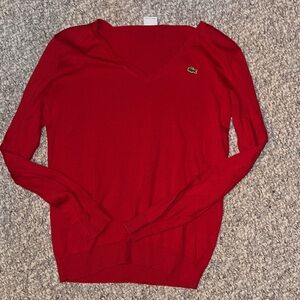 Excellent condition. VERY light pilling throughout.